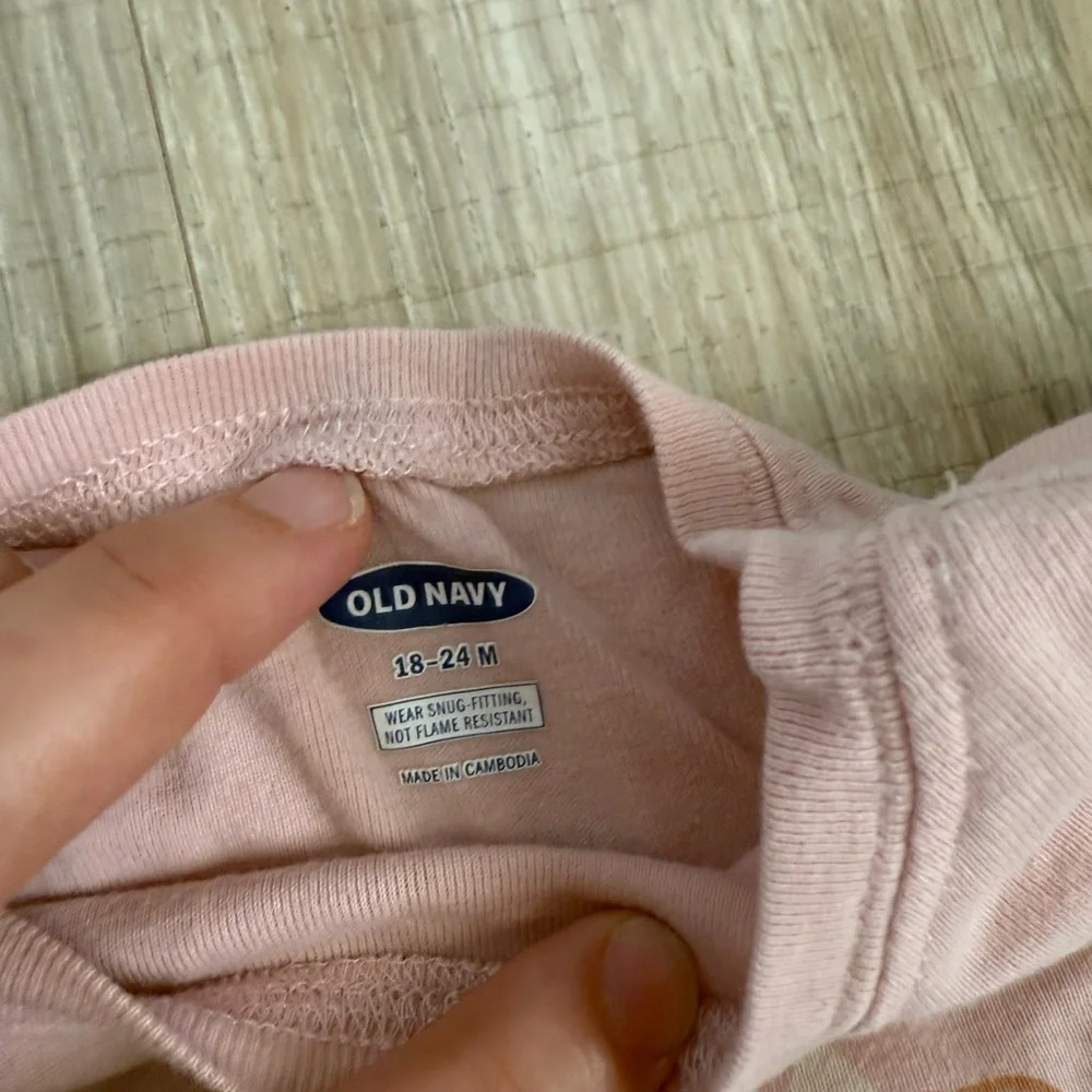 Old Navy Baby 2 Pajama Sets - Pink and Red
